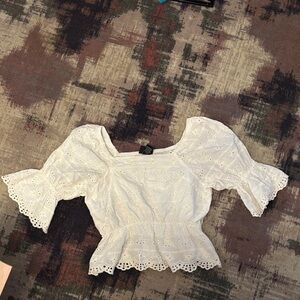 🔮 White Eyelet Lace Women's Cropped Top PTP 21